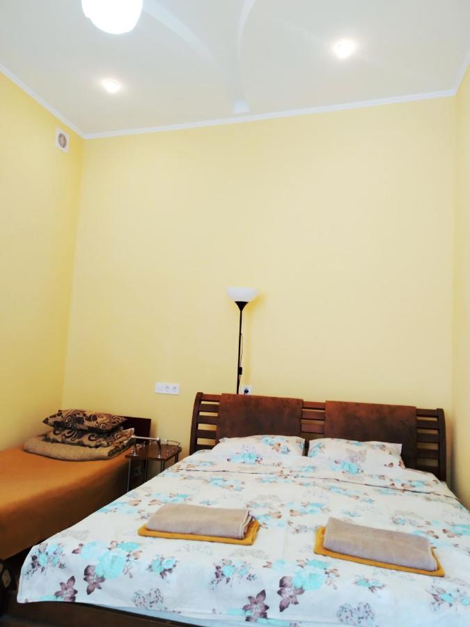 Lviv Appartment On Yaroslava Mudrogo 14 Luaran gambar